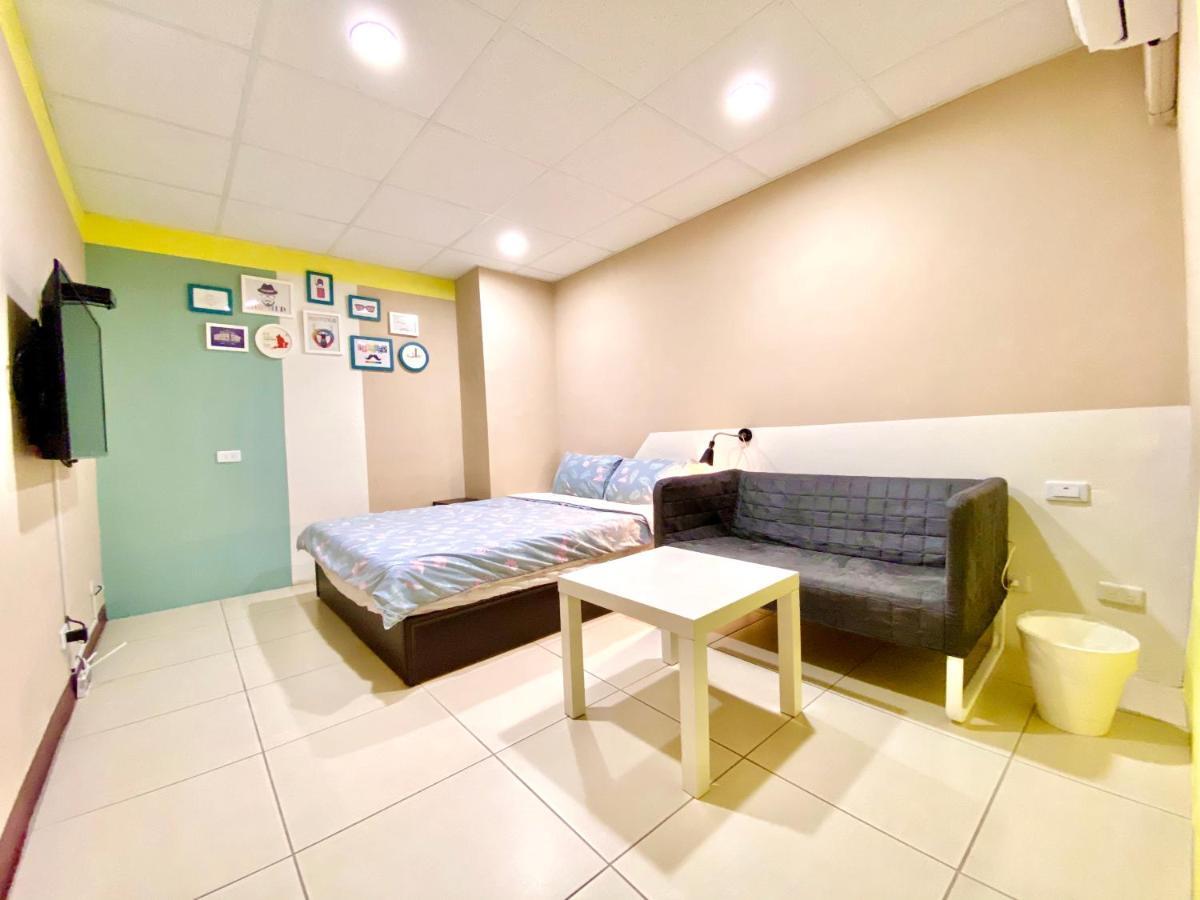 Wei Yang Guest House Tainan Bagian luar foto