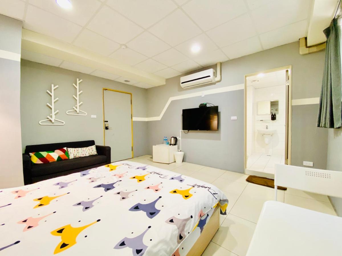 Wei Yang Guest House Tainan Bagian luar foto